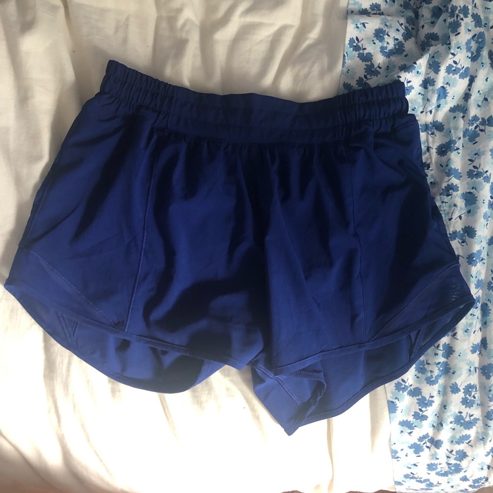 4” Hotty Hot shorts in larkspur